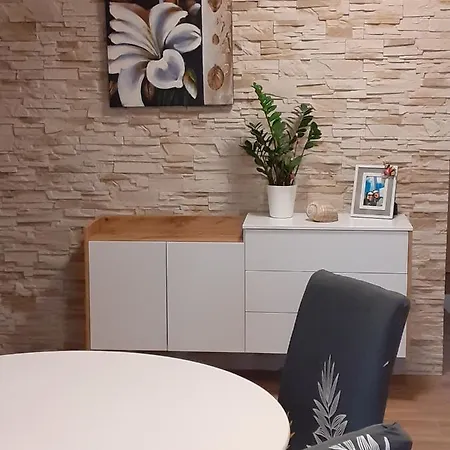 Esmeralda Apartman *